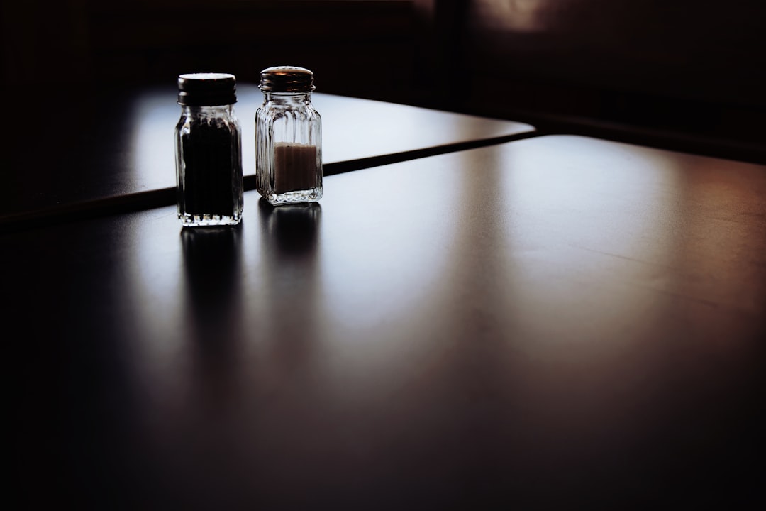 Photo Vaporizer on table